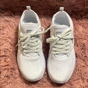 Fabletics White Athletic Shoes